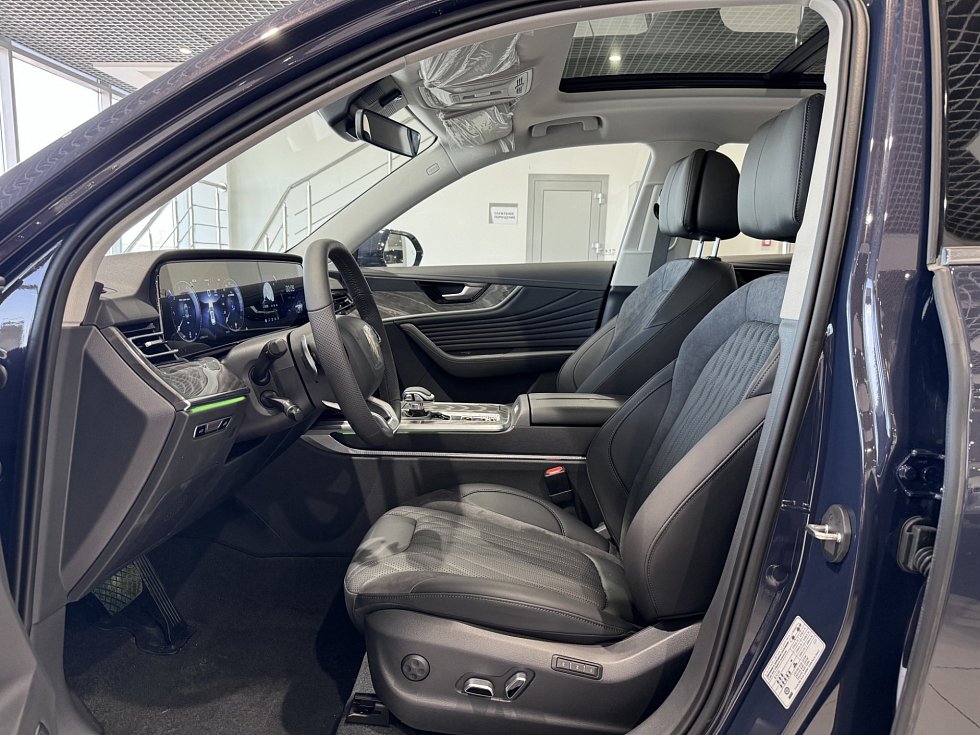 Hongqi HS5 Делюкс (Deluxe), коричневый