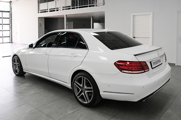Mercedes-Benz E-Класс E250 BlueTEC 4MATIC Особая серия, 2015 года, пробег 191607 км