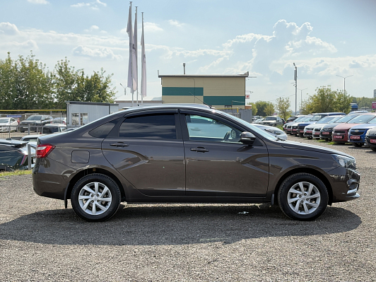 Lada (ВАЗ) Vesta Comfort, 2021 года, пробег 60000 км