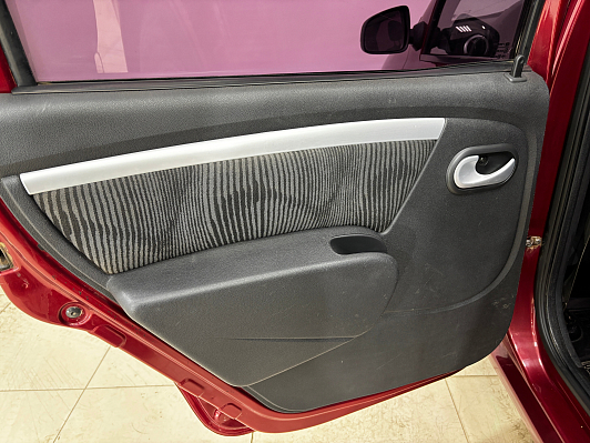 Renault Logan Prestige, 2012 года, пробег 195488 км