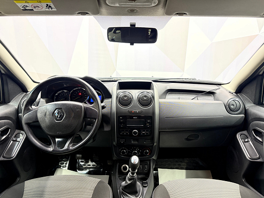 Renault Duster Expression, 2017 года, пробег 100357 км