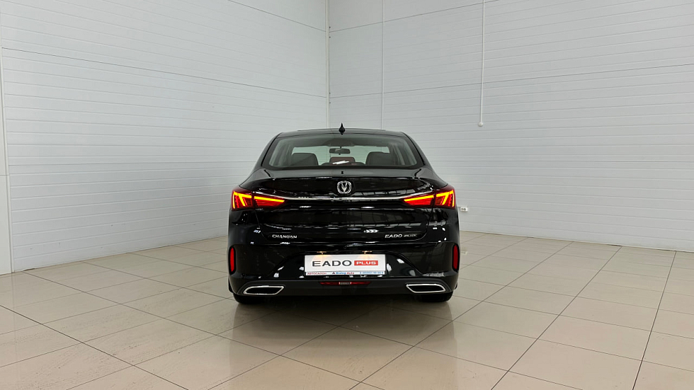 Changan Eado Plus Luxe, черный