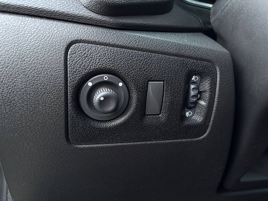 Lada (ВАЗ) XRAY Comfort, 2018 года, пробег 137876 км