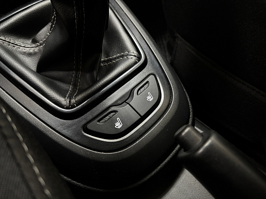 Lada (ВАЗ) Vesta Luxe Multimedia (2019-2021), 2018 года, пробег 114849 км