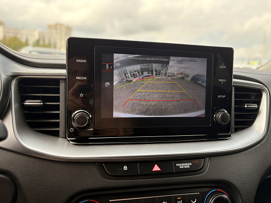 Kia Ceed Luxe, 2022 года, пробег 83397 км
