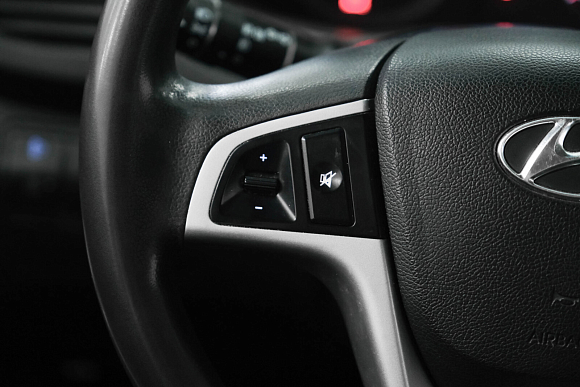 Hyundai Solaris Active, 2013 года, пробег 137000 км