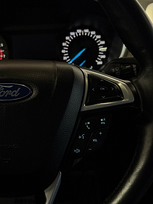 Ford Mondeo Trend, 2015 года, пробег 89000 км