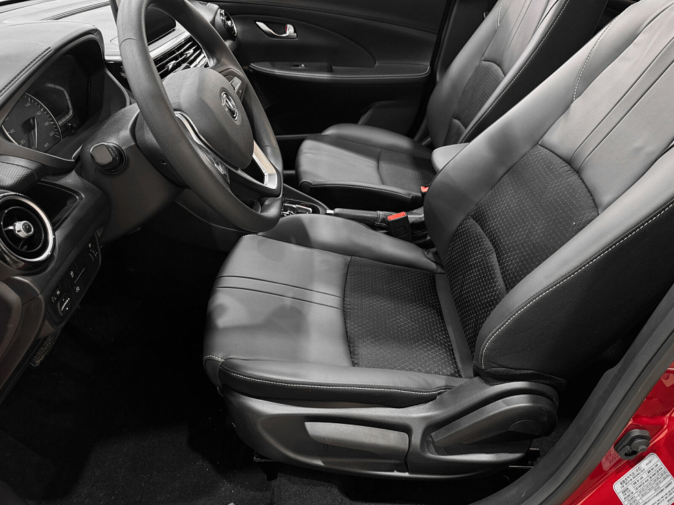 Changan Alsvin Luxe, красный