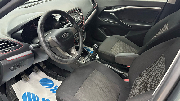 Lada (ВАЗ) Vesta Comfort, 2017 года, пробег 171000 км