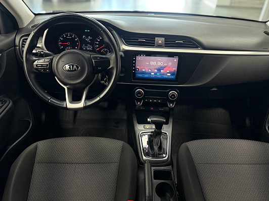 Kia Rio Luxe, 2021 года, пробег 102800 км