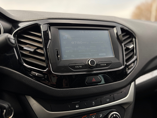 Lada (ВАЗ) Vesta Luxe Prestige (2019-2021), 2019 года, пробег 113000 км