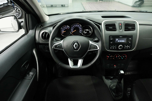 Renault Sandero Life, 2020 года, пробег 47582 км