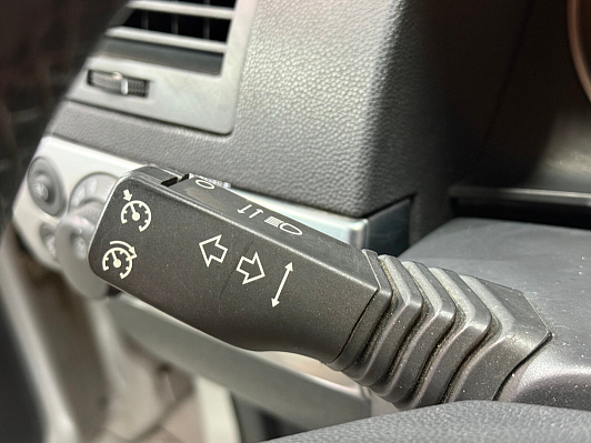 Opel Astra, 2012 года, пробег 168228 км