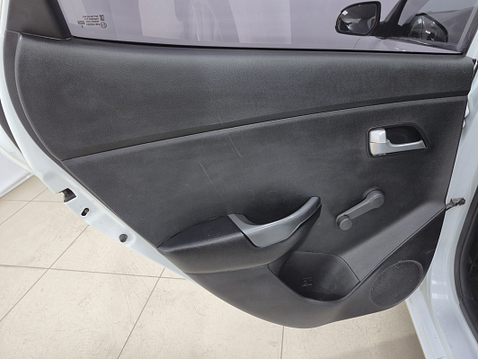 Kia Rio, 2015 года, пробег 111555 км