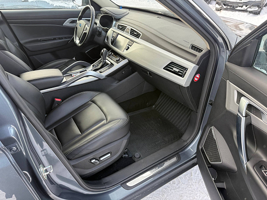 Geely Atlas Luxury, 2019 года, пробег 88317 км