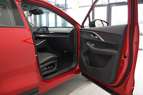 Omoda C5 Supreme, красный
