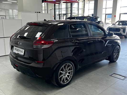 Lada (ВАЗ) XRAY Comfort, 2017 года, пробег 130000 км