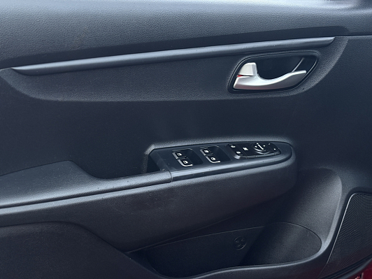 Kia Rio Luxe, 2019 года, пробег 149639 км