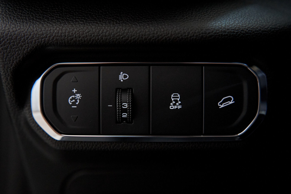 Haval Jolion Оптимум, черный