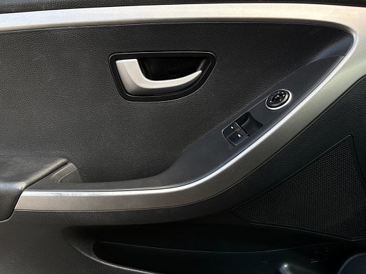 Hyundai i30 Active, 2013 года, пробег 196000 км