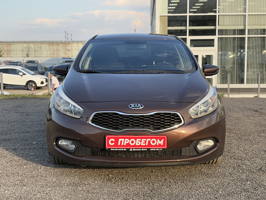 Kia Ceed Luxe, 2013 года, пробег 175000 км
