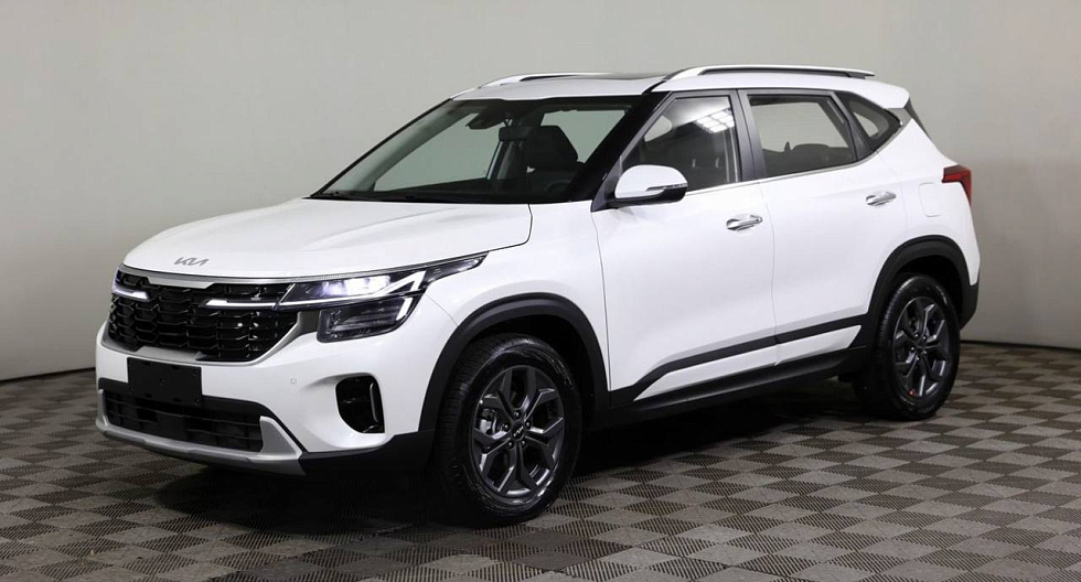Kia Seltos Deluxe Edition, белый