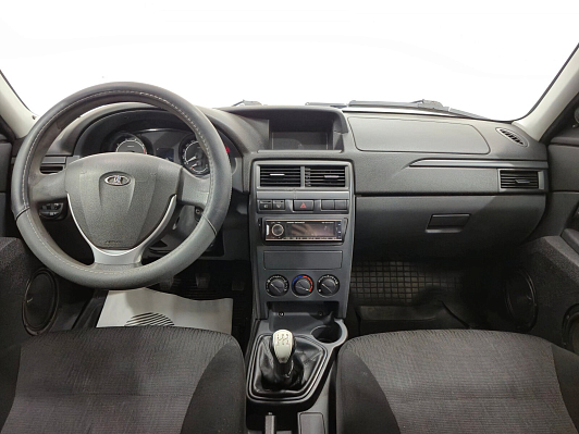 Lada (ВАЗ) Priora Standard 21702-40-050, 2017 года, пробег 147065 км