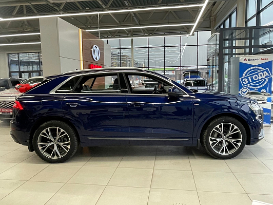 Audi Q8 Design 55 TFSI, 2018 года, пробег 162627 км