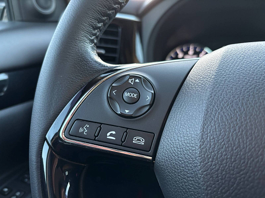 Mitsubishi Outlander Intense+, 2019 года, пробег 103700 км