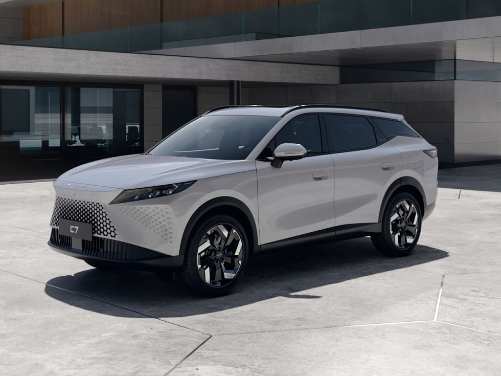 Omoda C7 Актив, серебряный