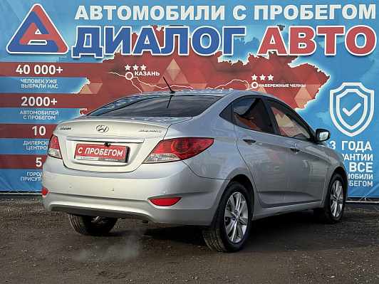 Hyundai Solaris Family, 2011 года, пробег 190000 км