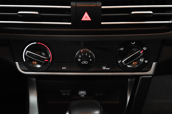 Kia Seltos Comfort, 2021 года, пробег 124700 км