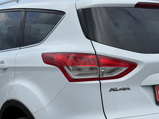 Ford Kuga Titanium, 2014 года, пробег 174312 км