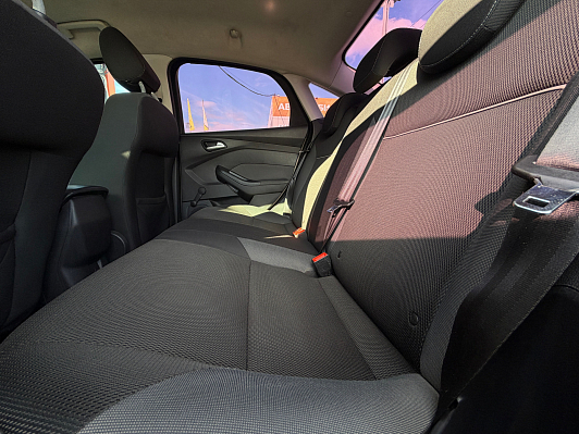 Ford Focus SYNC Edition, 2014 года, пробег 130000 км