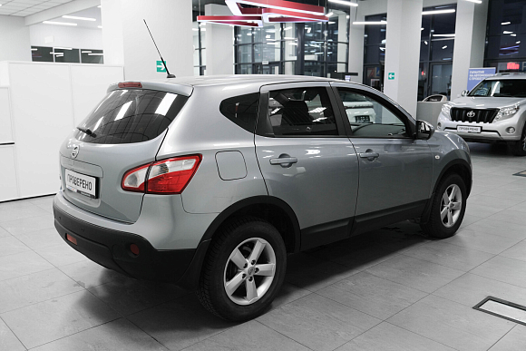 Nissan Qashqai SE, 2011 года, пробег 175000 км