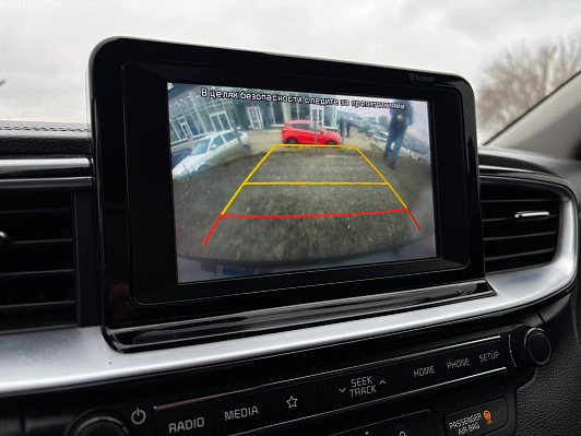 Kia Ceed Prestige, 2018 года, пробег 180268 км