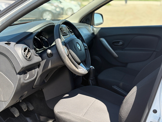 Renault Sandero Confort, 2017 года, пробег 151926 км