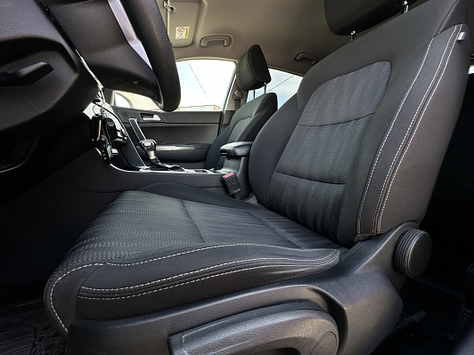 Kia Sportage Classic "Теплые опции", 2018 года, пробег 61550 км