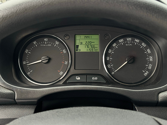 Skoda Fabia Ambition, 2012 года, пробег 176766 км