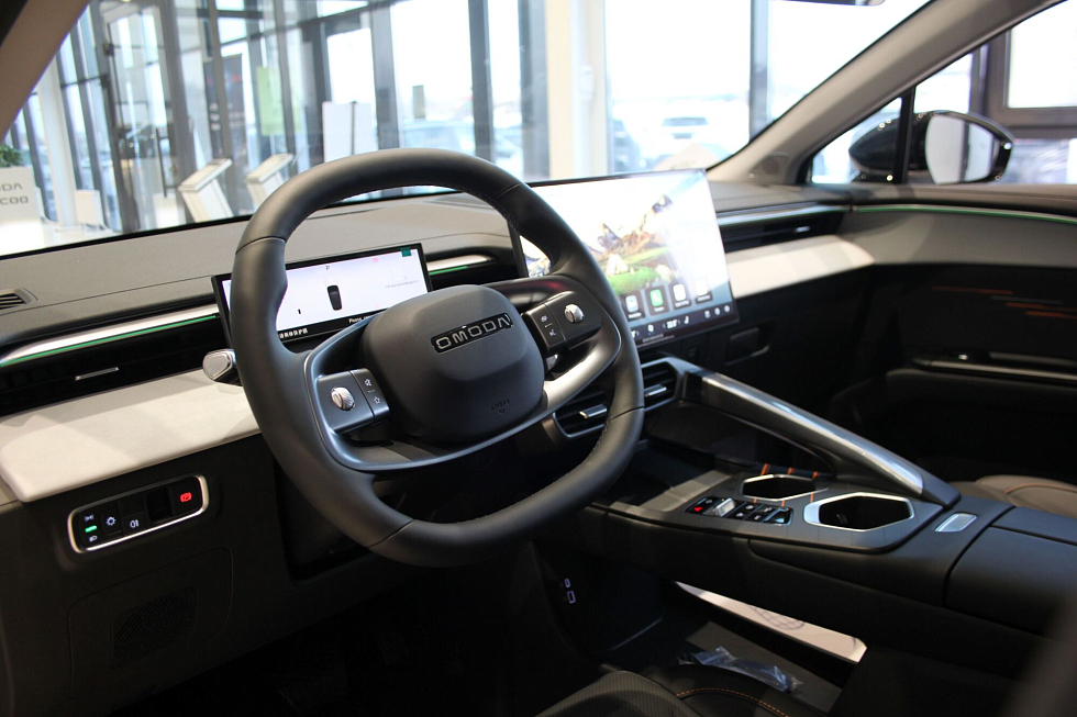 Omoda C5 , черный