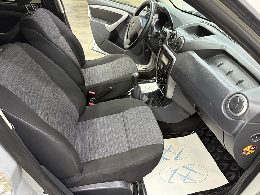 Renault Duster Expression, 2013 года, пробег 117721 км