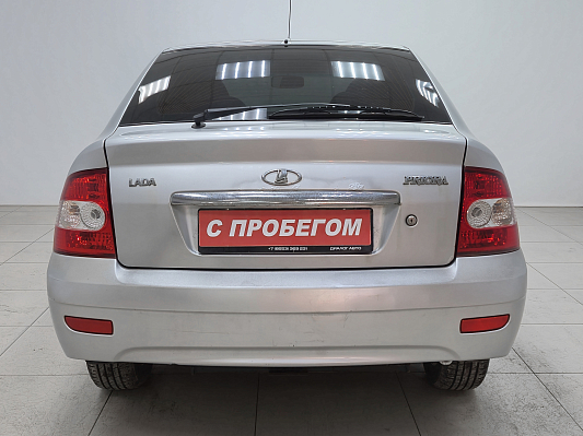Lada (ВАЗ) Priora Люкс, 2011 года, пробег 138779 км