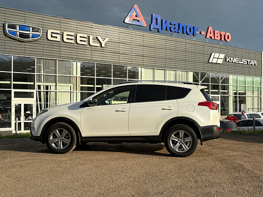 Toyota RAV4, 2015 года, пробег 114166 км