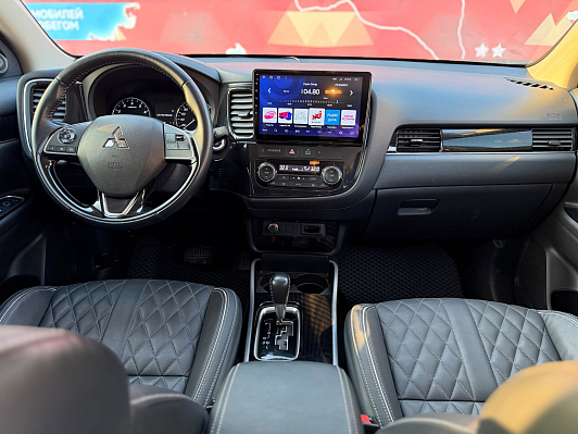 Mitsubishi Outlander, 2022 года, пробег 46200 км
