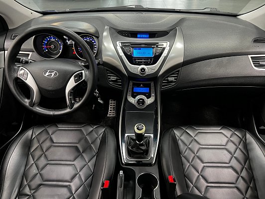 Hyundai Elantra Comfort, 2012 года, пробег 267000 км