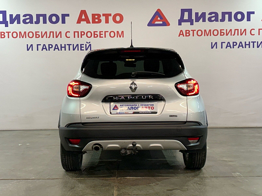 Renault Kaptur Drive, 2016 года, пробег 135000 км