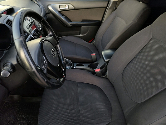 Kia Cerato, 2012 года, пробег 245000 км