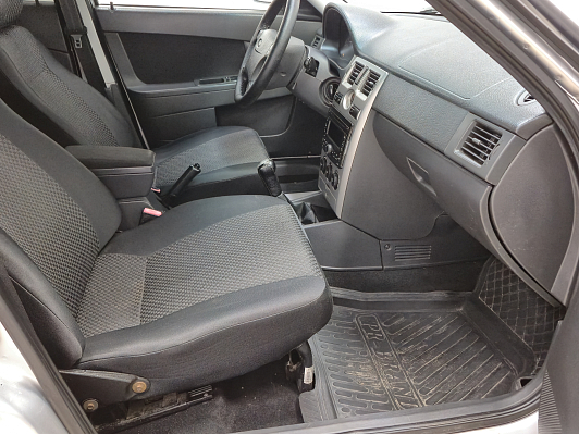 Lada (ВАЗ) Priora Люкс, 2011 года, пробег 138779 км