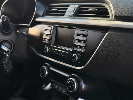 Kia Rio Luxe, 2018 года, пробег 81351 км
