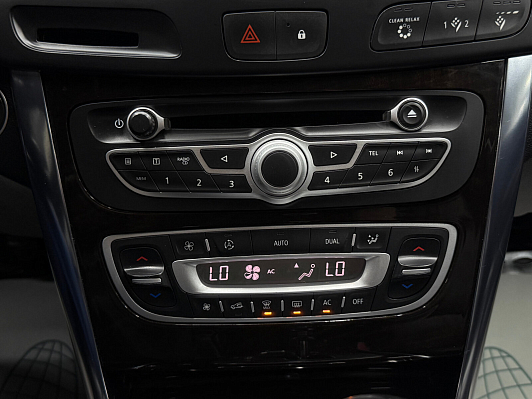 Renault Latitude Privilege, 2012 года, пробег 217598 км